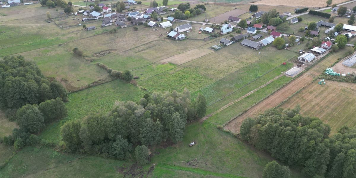 zdjęcia z drona w mońkach wykonane przez karola z cyknijfotke.pl